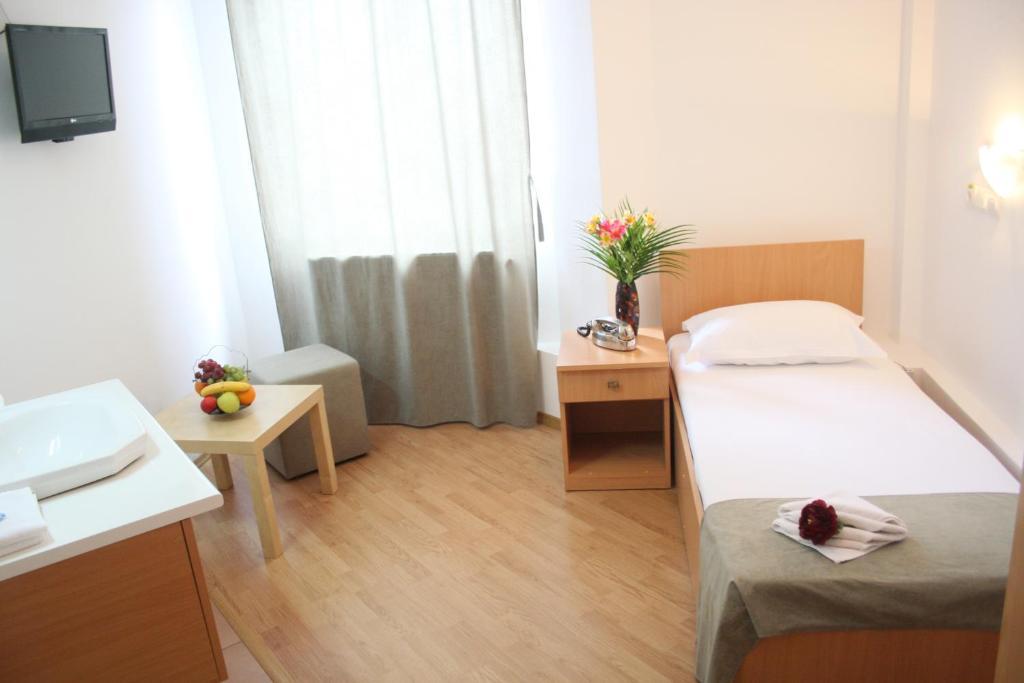 Hotel Sir Gara De Nord Bukarest Eksteriør billede